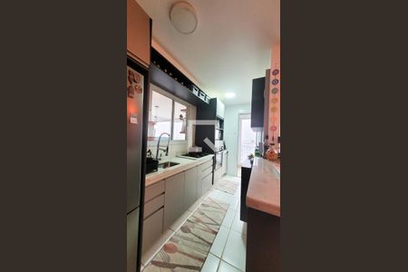 Apartamento à venda com 128m², 3 quartos e 2 vagas Apartamento à venda com 128m², 3 quartos e 2 vagasCozinha