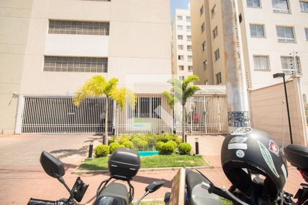 Apartamento para alugar com 40m², 2 quartos e 1 vaga Apartamento para alugar com 40m², 2 quartos e 1 vagaFachada