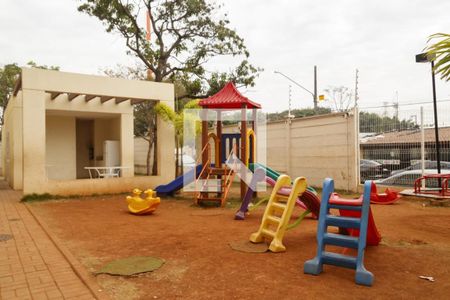 Apartamento para alugar com 40m², 2 quartos e 1 vaga Apartamento para alugar com 40m², 2 quartos e 1 vagaÁrea Comum - Playground