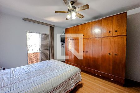 Casa à venda com 350m², 3 quartos e 2 vagasQuarto 1 - Suíte