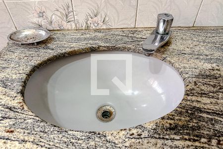 Casa à venda com 350m², 3 quartos e 2 vagasBanheiro