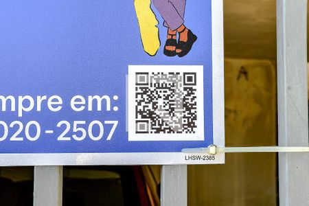 Casa à venda com 350m², 3 quartos e 2 vagasPlaquinha