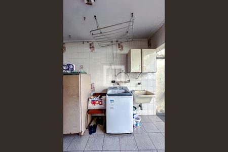 Casa à venda com 350m², 3 quartos e 2 vagasÁrea de Serviço