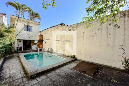 Casa à venda com 350m², 3 quartos e 2 vagasÁrea externa