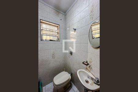 Casa à venda com 350m², 3 quartos e 2 vagasLavabo