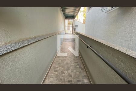 Apartamento à venda com 70m², 2 quartos e 1 vagaHall de entrada