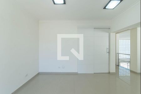 Casa à venda com 238m², 4 quartos e 4 vagasSuíte 2 - Reversível
