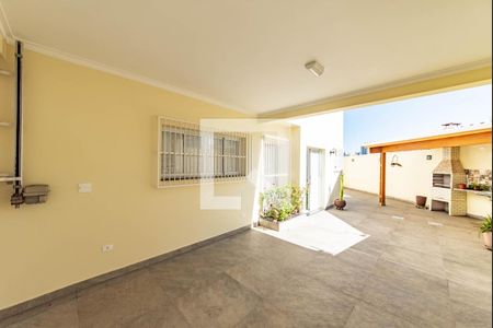 Casa à venda com 238m², 4 quartos e 4 vagasQuintal - Área Gourmet