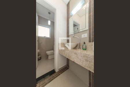 Casa à venda com 238m², 4 quartos e 4 vagasLavabo