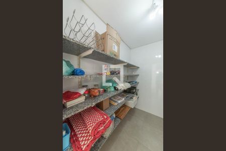 Casa à venda com 238m², 4 quartos e 4 vagasCozinha - Despensa
