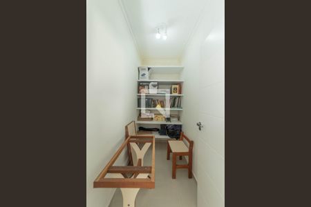 Casa à venda com 238m², 4 quartos e 4 vagasHome Office