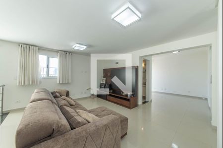 Casa à venda com 238m², 4 quartos e 4 vagasSala de TV