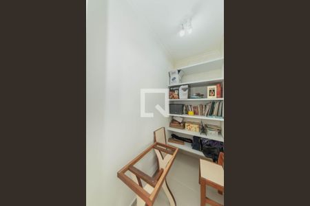 Casa à venda com 238m², 4 quartos e 4 vagasHome Office