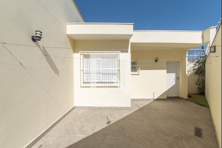 Casa à venda com 238m², 4 quartos e 4 vagasEdícula