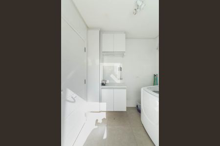 Casa à venda com 238m², 4 quartos e 4 vagasLavanderia