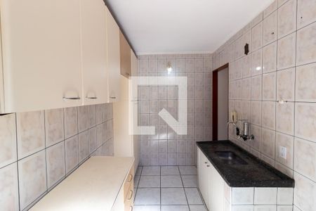 Apartamento para alugar com 70m², 2 quartos e 1 vagaCozinha 