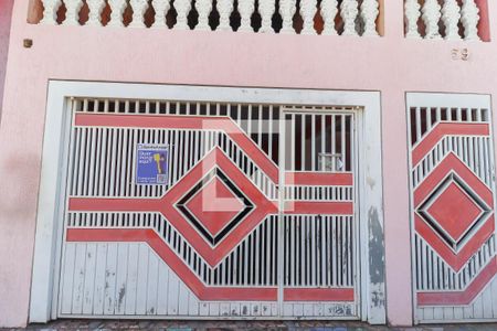 Casa à venda com 57m², 2 quartos e 1 vagaFachada