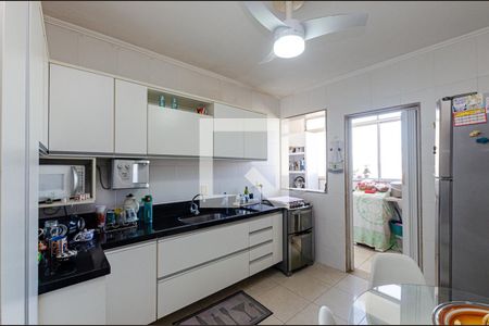 Apartamento à venda com 124m², 3 quartos e 1 vaga Apartamento à venda com 124m², 3 quartos e 1 vagaCozinha