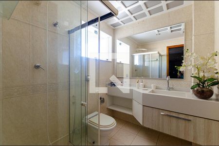 Apartamento à venda com 124m², 3 quartos e 1 vaga Apartamento à venda com 124m², 3 quartos e 1 vagaBanheiro