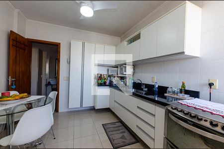 Apartamento à venda com 124m², 3 quartos e 1 vaga Apartamento à venda com 124m², 3 quartos e 1 vagaCozinha