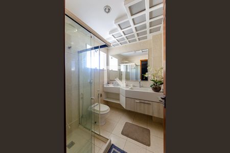 Apartamento à venda com 124m², 3 quartos e 1 vaga Apartamento à venda com 124m², 3 quartos e 1 vagaBanheiro