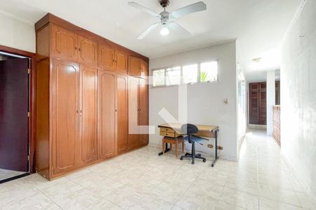 Casa à venda com 355m², 4 quartos e 4 vagasEscritório 1