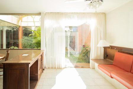 Casa à venda com 355m², 4 quartos e 4 vagasSala de Jantar