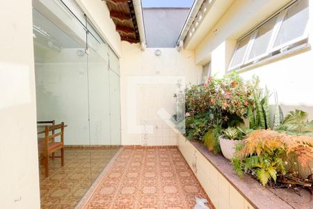Casa à venda com 355m², 4 quartos e 4 vagasQuintal