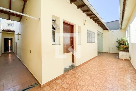 Casa à venda com 355m², 4 quartos e 4 vagasQuintal