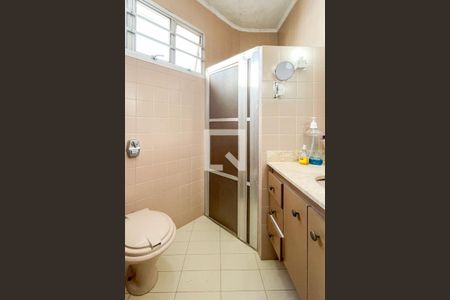 Casa à venda com 355m², 4 quartos e 4 vagasBanheiro Social