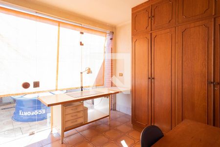 Casa à venda com 355m², 4 quartos e 4 vagasEscritório 2