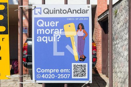 Casa à venda com 355m², 4 quartos e 4 vagasFachada