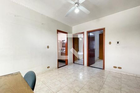 Casa à venda com 355m², 4 quartos e 4 vagasEscritório 1