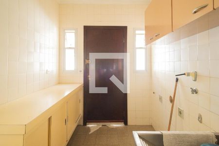 Casa à venda com 355m², 4 quartos e 4 vagasÁrea de Serviço