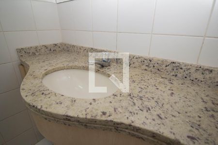 Casa de condomínio à venda com 60m², 2 quartos e 1 vagaBanheiro