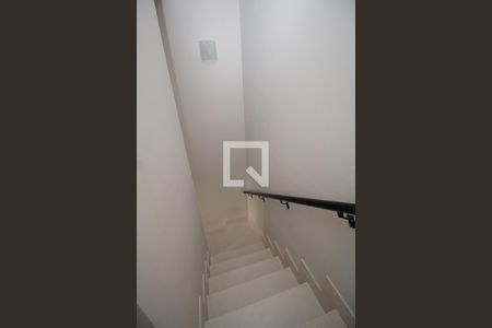 Escada de casa de condomínio à venda com 2 quartos, 60m² em Jardim Felicidade (zona Oeste), São Paulo