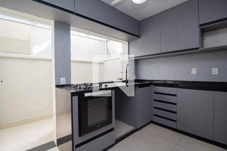 Casa de condomínio à venda com 60m², 2 quartos e 1 vagaCozinha
