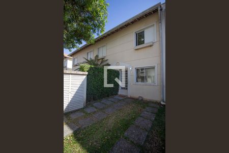 Casa de condomínio à venda com 60m², 2 quartos e 1 vagaGaragem