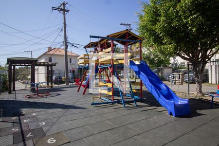 Casa de condomínio à venda com 60m², 2 quartos e 1 vagaÁrea Comum - Playground
