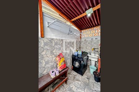 Casa à venda com 70m², 2 quartos e sem vagaÁrea externa