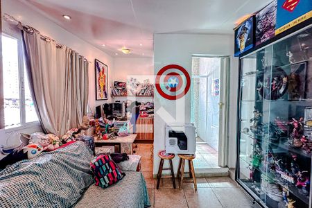 Casa à venda com 70m², 2 quartos e sem vagaSuíte