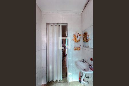 Casa à venda com 70m², 2 quartos e sem vagaBanheiro da Suíte