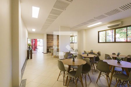 Apartamento à venda com 139m², 3 quartos e 2 vagas Apartamento à venda com 139m², 3 quartos e 2 vagasSalão de Festas