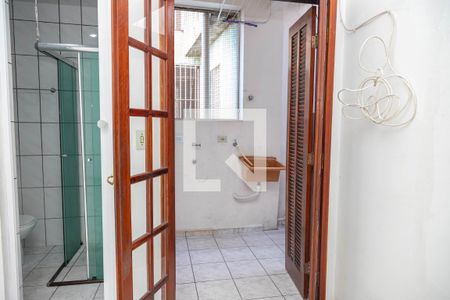 Casa à venda com 140m², 2 quartos e 2 vagas Casa à venda com 140m², 2 quartos e 2 vagasVaranda - área de serviço