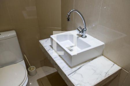 Casa para alugar com 42m², 1 quarto e sem vaga Casa para alugar com 42m², 1 quarto e sem vagaBanheiro