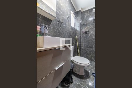 Apartamento para alugar com 65m², 2 quartos e 1 vaga Apartamento para alugar com 65m², 2 quartos e 1 vagaBanheiro