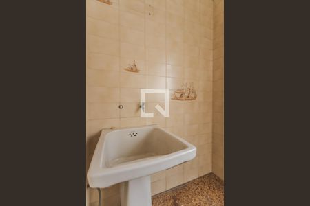 Apartamento à venda com 130m², 3 quartos e 1 vagaÁrea de Serviço