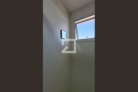 Apartamento à venda com 87m², 2 quartos e 2 vagas Apartamento à venda com 87m², 2 quartos e 2 vagasBanheiro de Suíte
