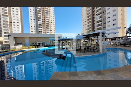 Apartamento à venda com 87m², 2 quartos e 2 vagas Apartamento à venda com 87m², 2 quartos e 2 vagasÁrea comum - Piscina