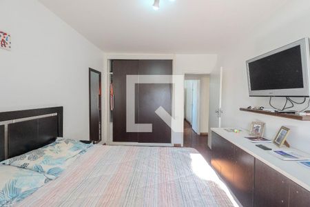 Apartamento à venda com 122m², 4 quartos e 2 vagasQuarto 2